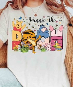 Vintage Disney Adventures Winnie The Pooh Group Floral T-shirt