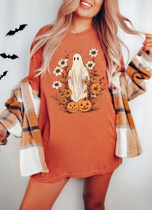 Halloween Shirt Retro Floral Ghost Tee, Cottagecore Fall Ghost TShirt