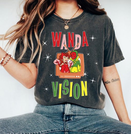 Marvel WandaVision Wanda & Vision Retro TV Artwork T-Shirt