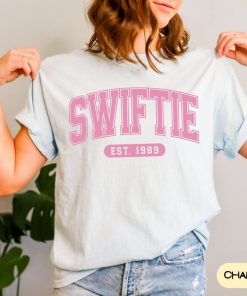 Comfort Colors Vintage Style Swiftie T-shirt