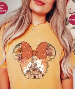 Fall Minnie Ear T-Shirt, Fall Magic Kingdom Tee, Disney Fall Girl Tee