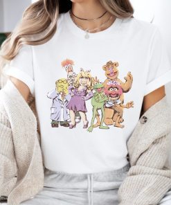 Disney The Muppets Group Shot Illustrated T-shirt, Kermit, Fozzie