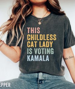 Childless Cat Lady For Kamala, Childless Cat Ladies Is Voting