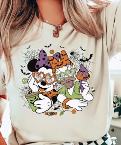 Comfort Colors®Daisy and Minnie Retro Shirt