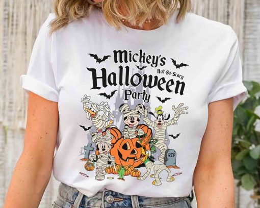 Vintage Mickey & Friends Mummy Pumpkin Halloween T-Shirt