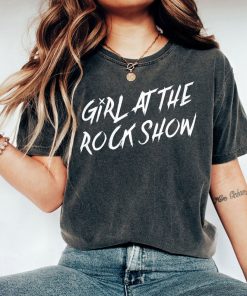 Blink 182 Rock Shirt, Girl at the Rock Show Shirt