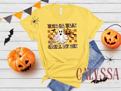 Halloween Shirt, Trick or Treat T-Shirt, Smell My Feet Shirt