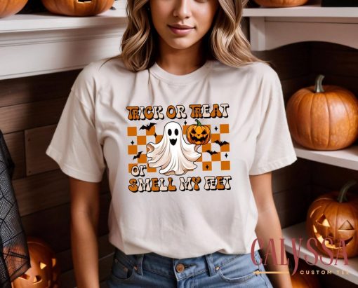 Halloween Shirt, Trick or Treat T-Shirt, Smell My Feet Shirt