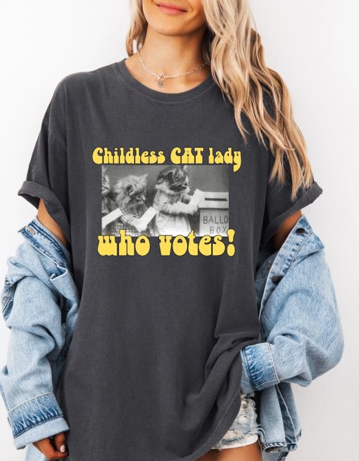 Childless CAT LADY Comfort Colors Shirt, Harris 2024 Shirt