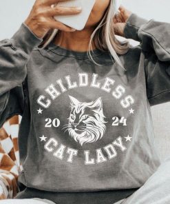 Childless Cat Lady Sweatshirt Comfort Colors Kamala Harris 2024 Shirt