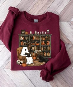 Reading Ghost Sweatshirt, Halloween Sweatshirt, Book Lover Shirt