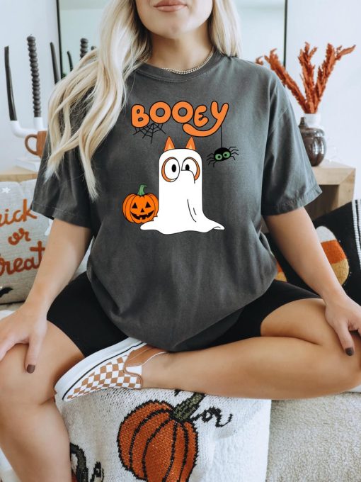 Booey Bluey Comfort Colors Halloween Shirt in Pepper and Ivory