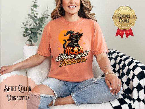 Comfort Colors® Cute Kitty Cat Halloween Shirt, Retro Halloween Shirt