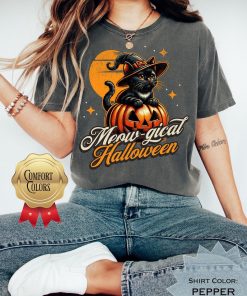 Comfort Colors® Cute Kitty Cat Halloween Shirt, Retro Halloween Shirt