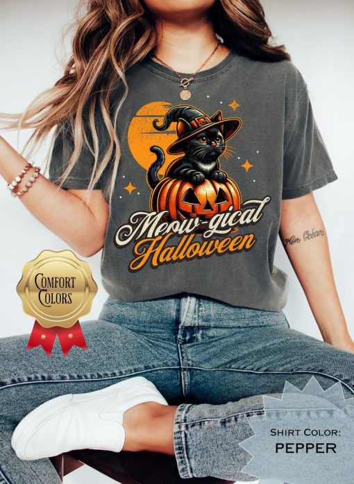 Comfort Colors® Cute Kitty Cat Halloween Shirt, Retro Halloween Shirt